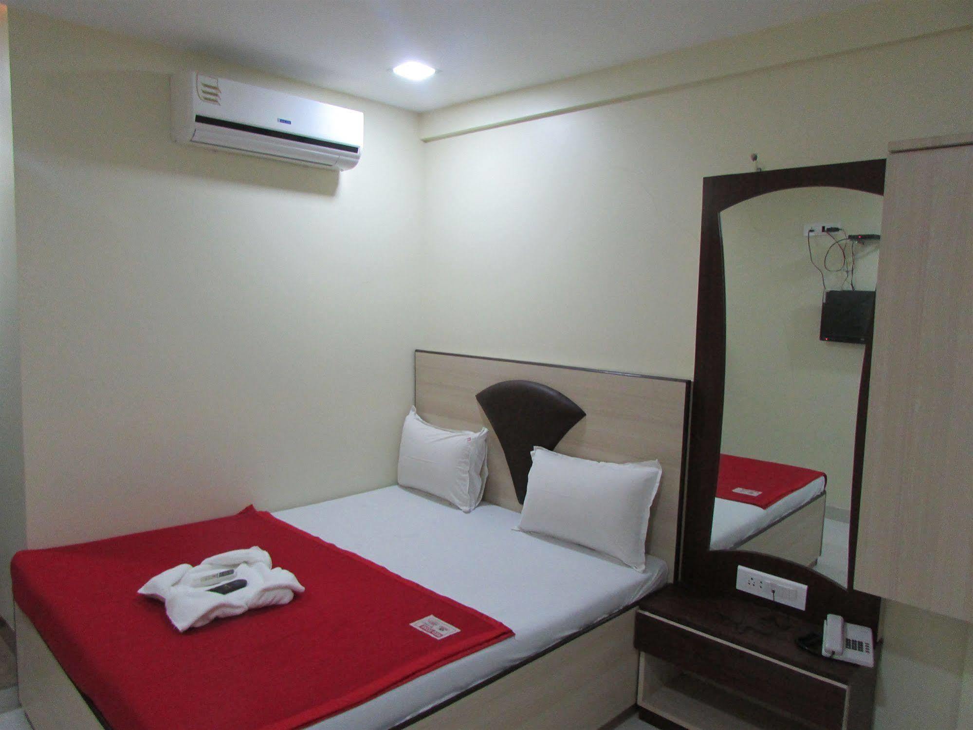Royal Annex Hotell Mumbai Eksteriør bilde