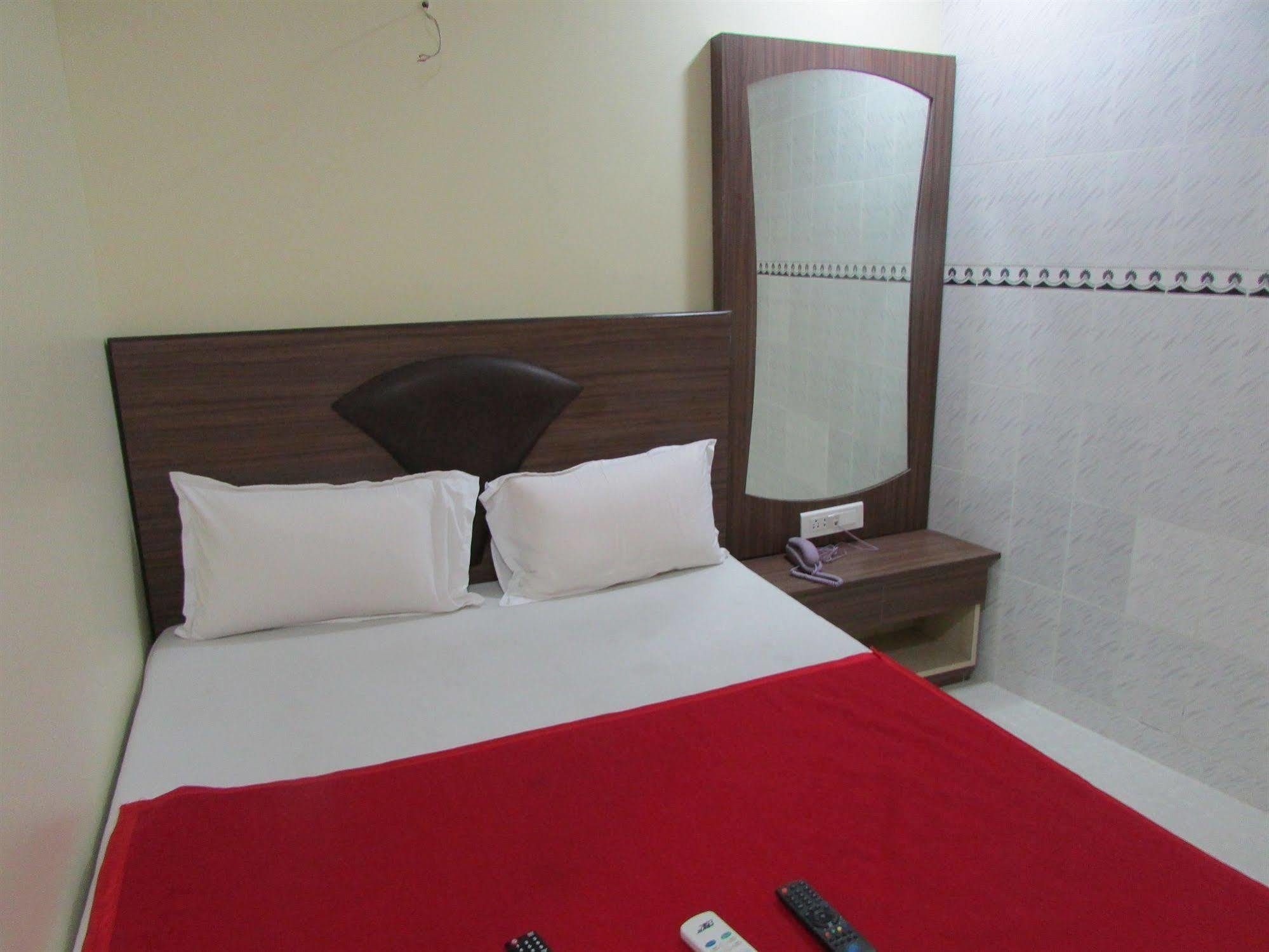 Royal Annex Hotell Mumbai Eksteriør bilde
